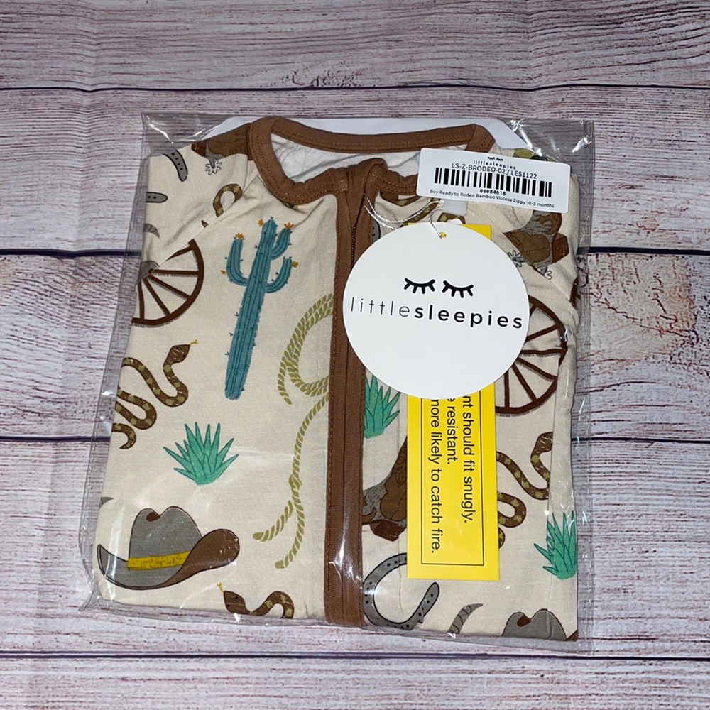 0-3m Ready to Rodeo Zippy NWT